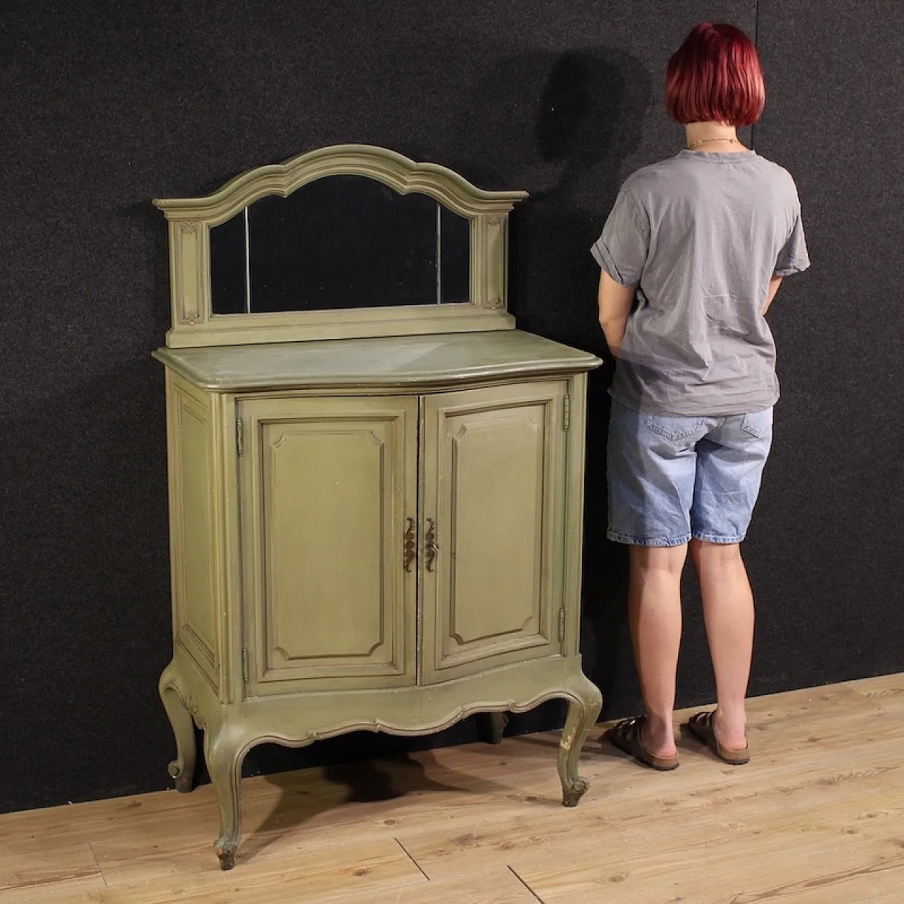 Italian lacquered sideboard from the 20th century 3