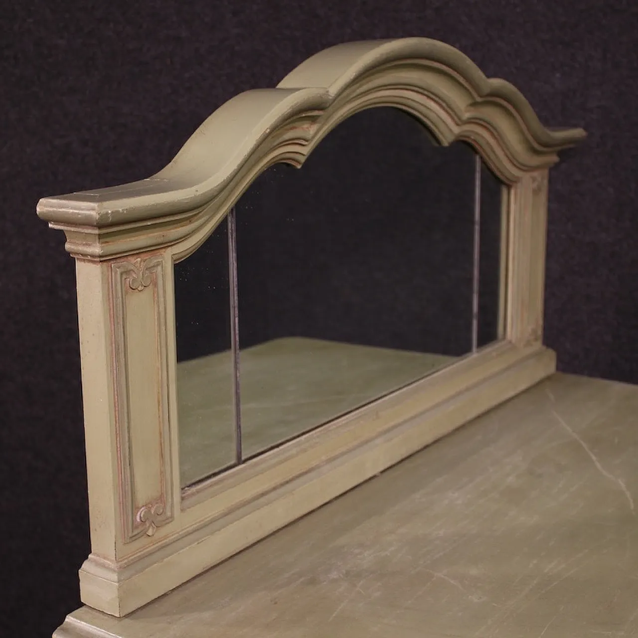Italian lacquered sideboard from the 20th century 12