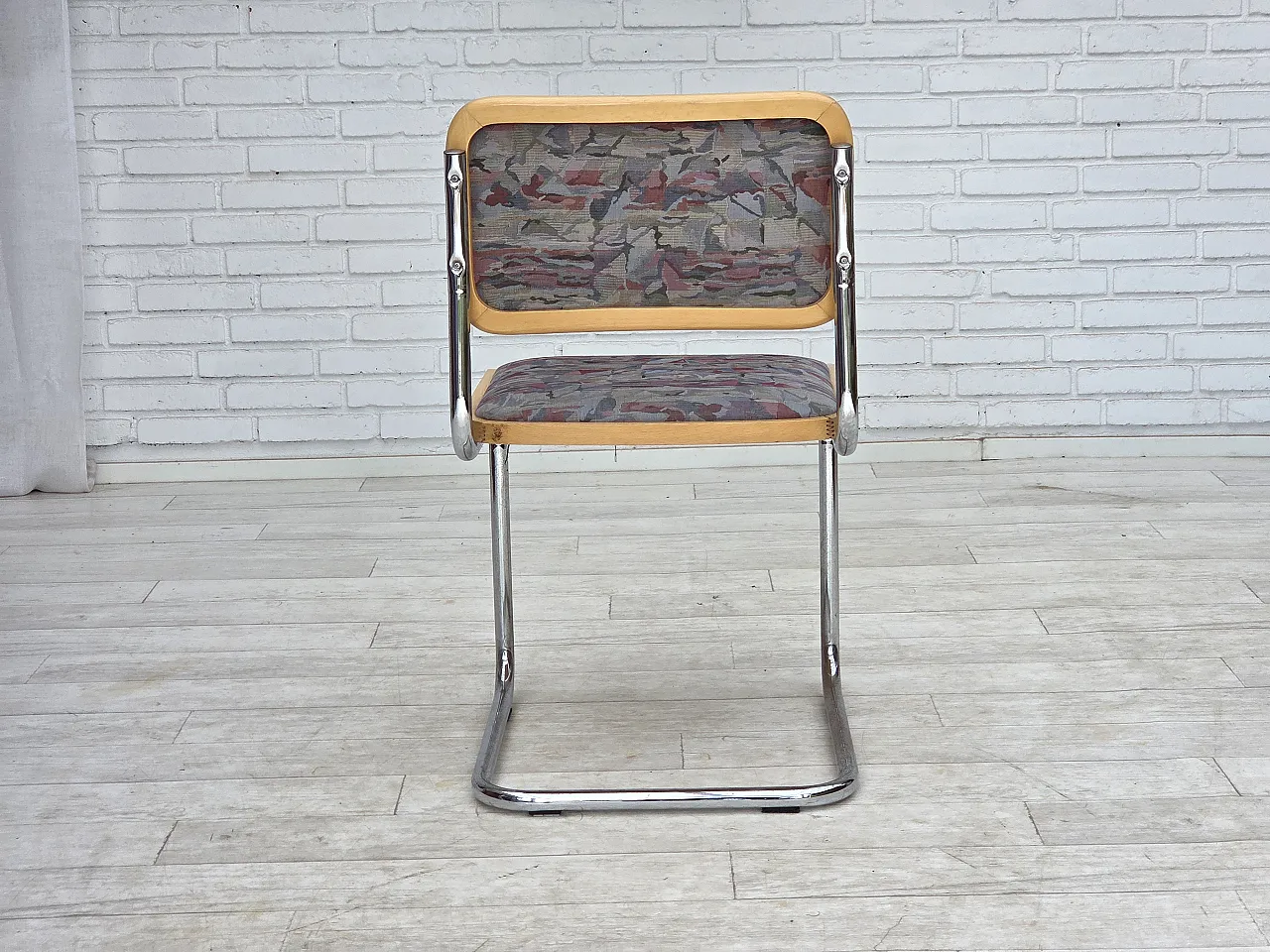 Anni '70, set di 4 sedie da pranzo italiane in stile Bauhaus. 8
