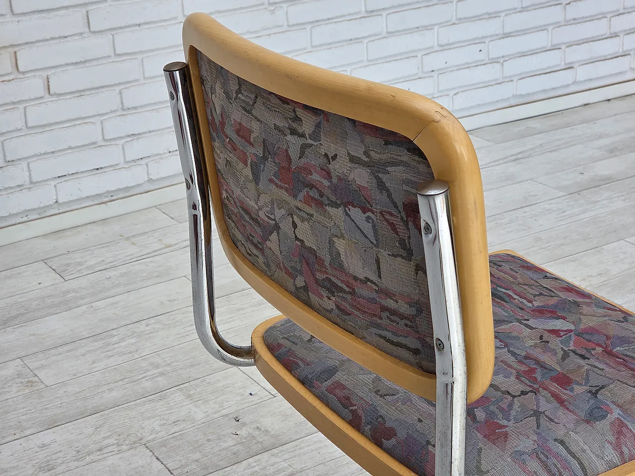 Anni '70, set di 4 sedie da pranzo italiane in stile Bauhaus. 9