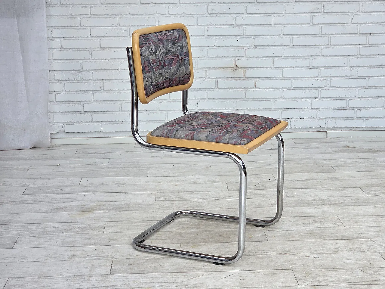 Anni '70, set di 4 sedie da pranzo italiane in stile Bauhaus. 14