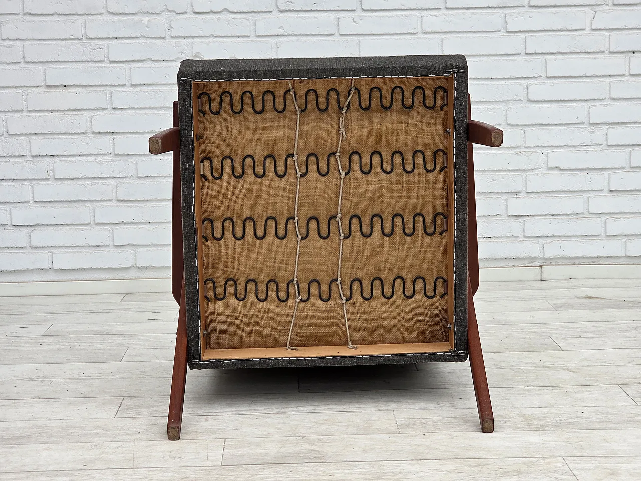 Poltrona con schienale alto, tessuto per mobili e teak, anni '70 15