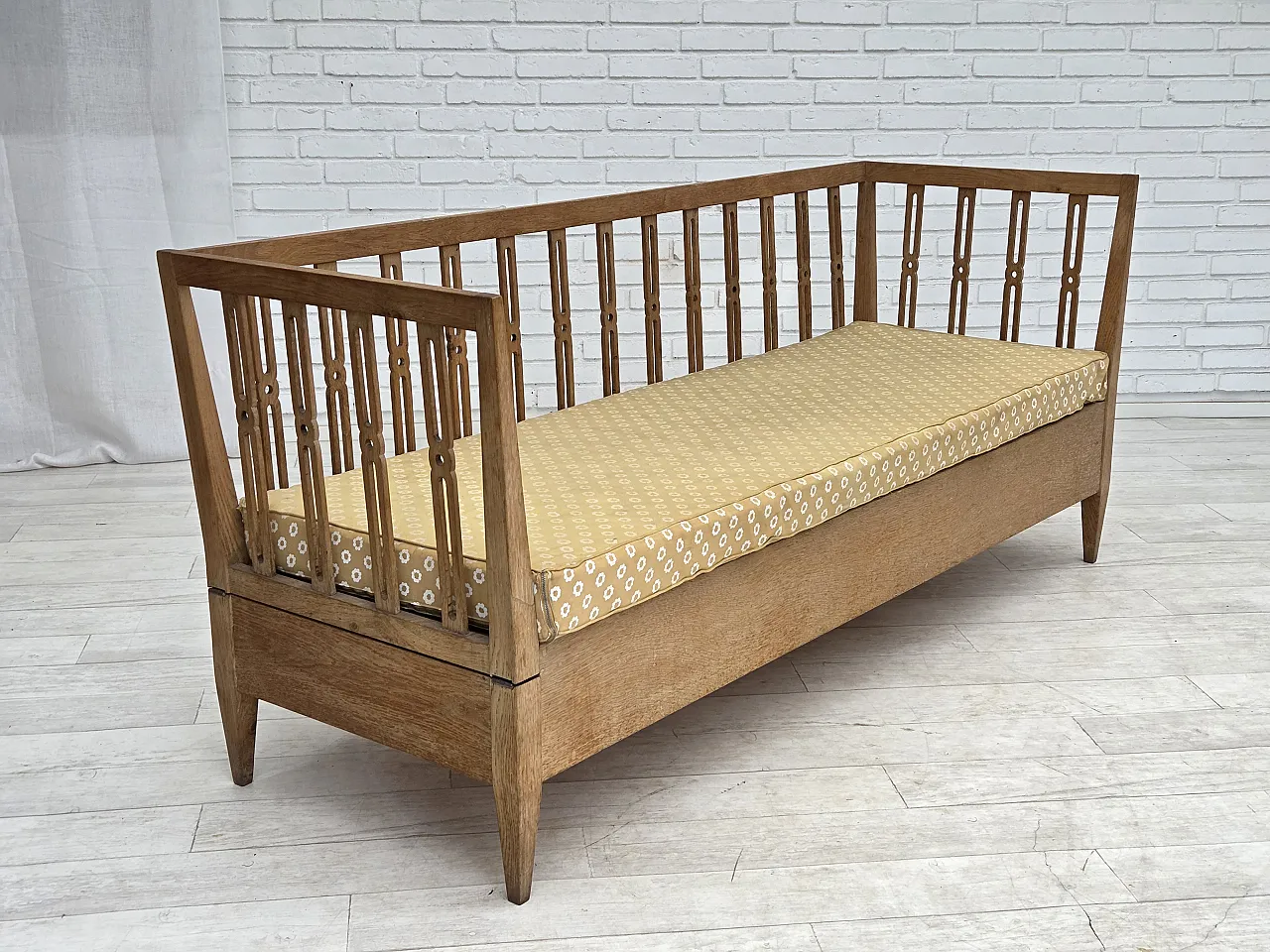 Divano/divano letto in tessuto per mobili e legno di quercia, anni '70 1