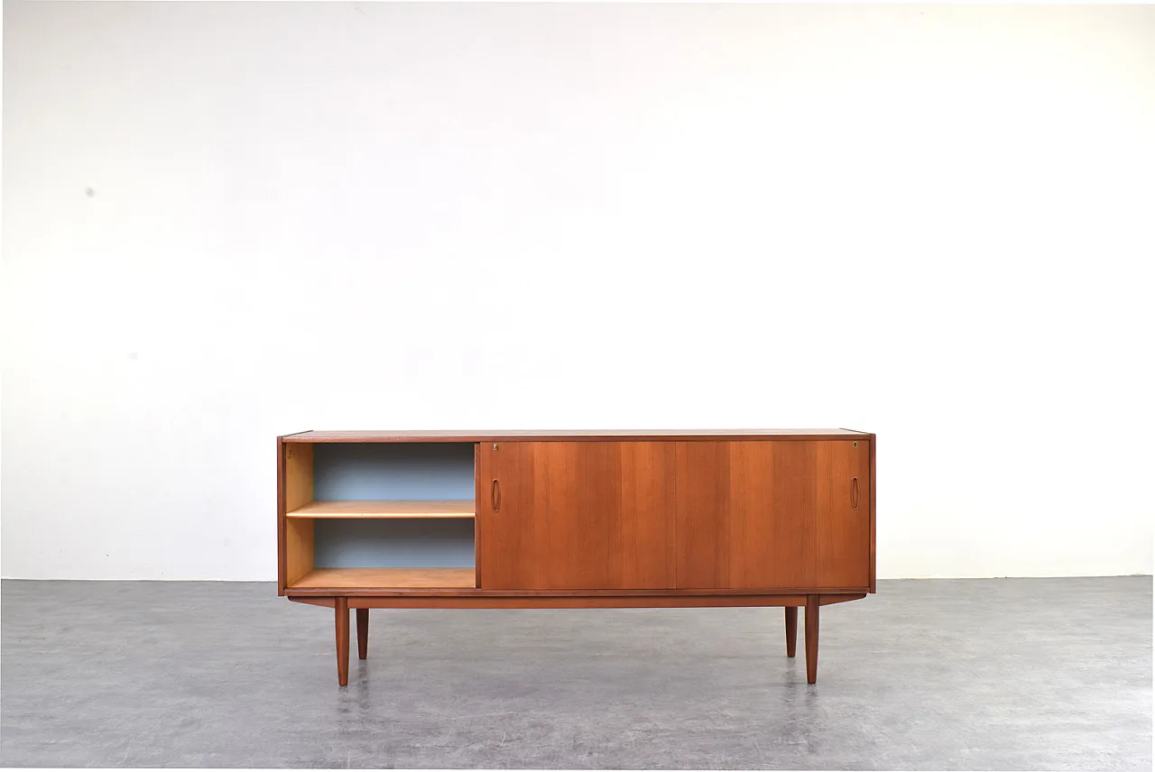 Credenza scandinava in teak di Nils Jonsson per P.S. Heggen 3