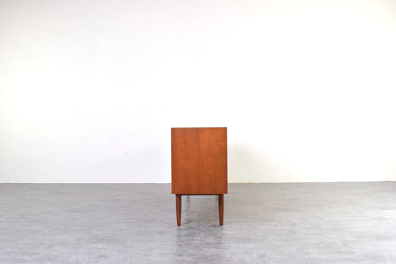 Credenza scandinava in teak di Nils Jonsson per P.S. Heggen 7