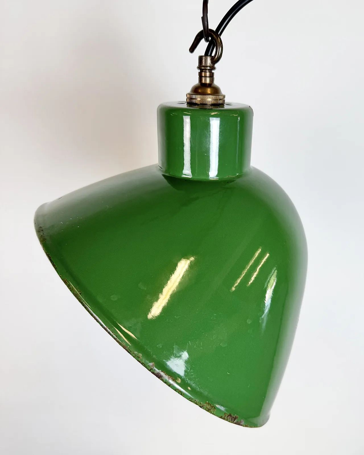 Industrial British Green Enamel Factory Pendant Lamp, 1960s 6