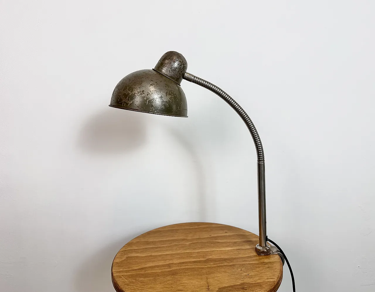 Industrial Workshop Gooseneck Table Lamp, 1960s 8