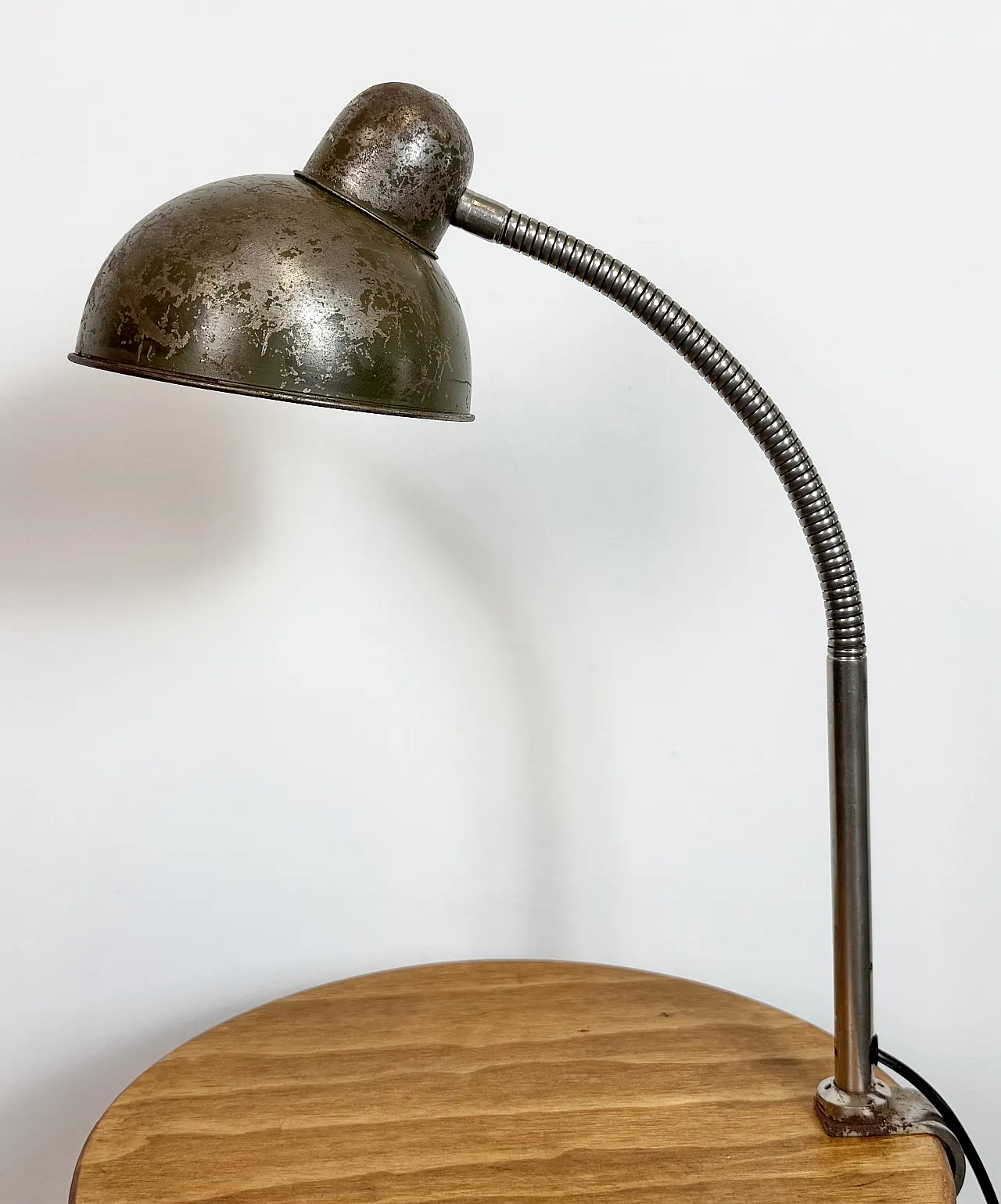 Industrial Workshop Gooseneck Table Lamp, 1960s 9
