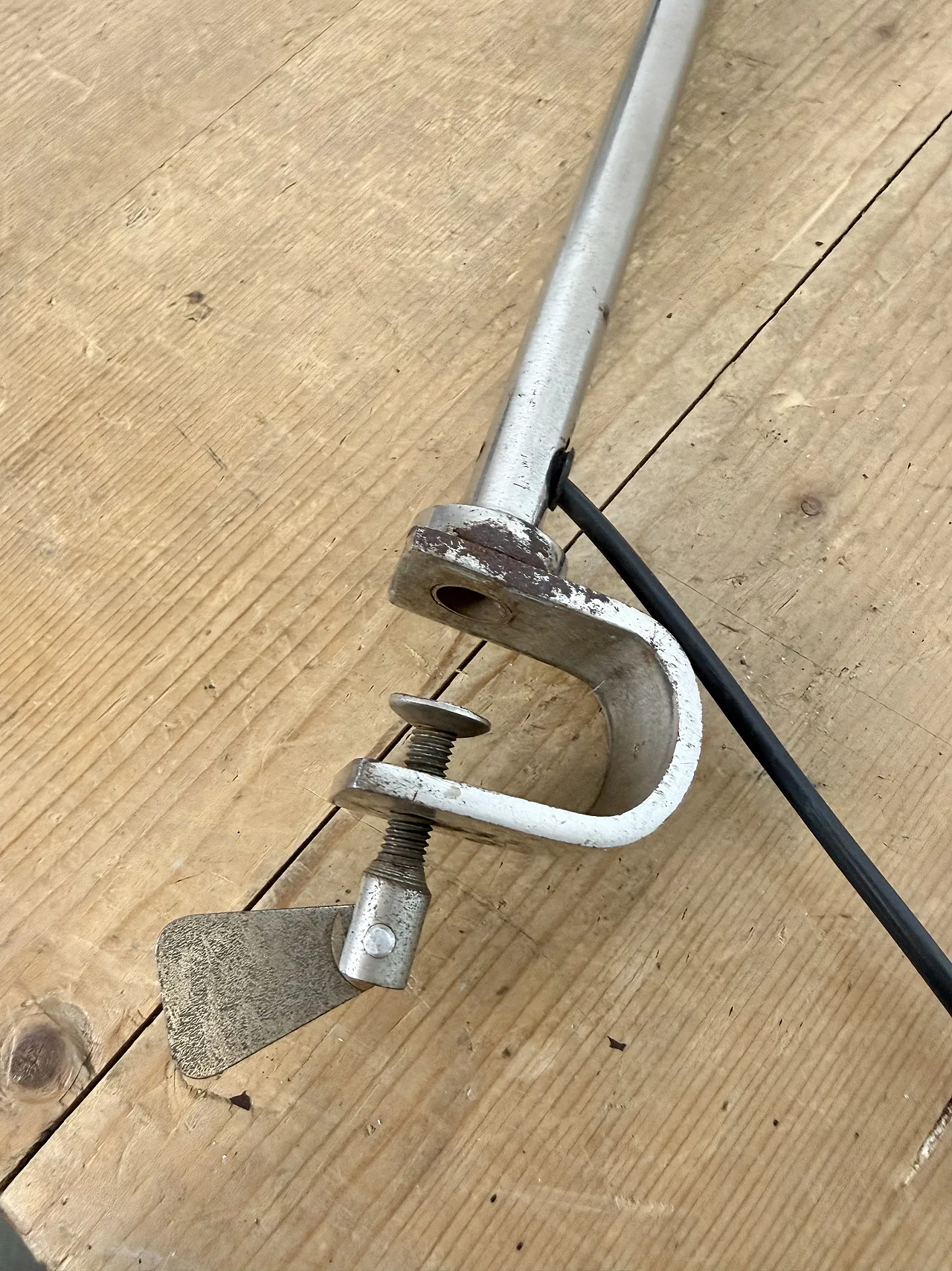 Industrial Workshop Gooseneck Table Lamp, 1960s 19