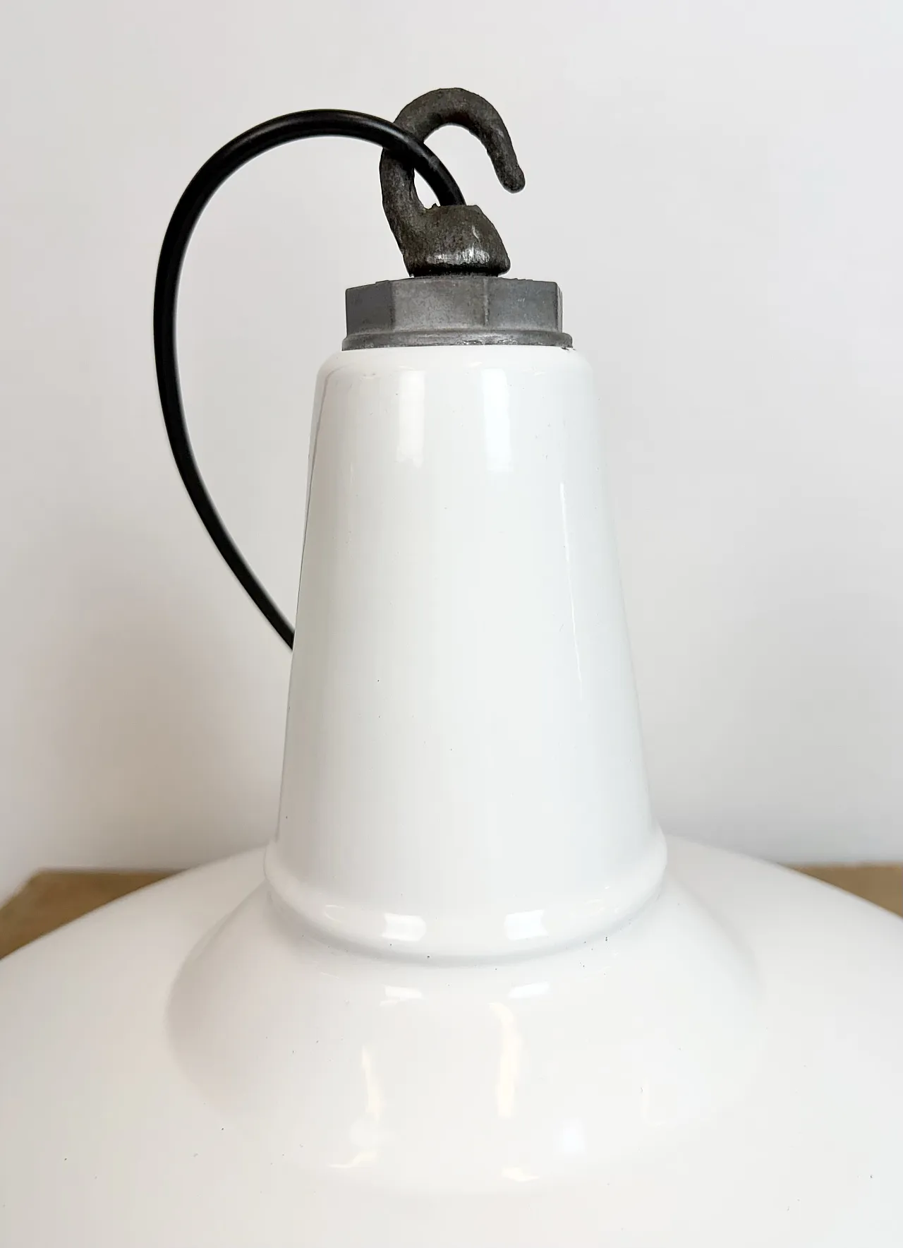 Industrial White Enamel Factory Pendant Lamp from Benjamin USA, 1960s 14