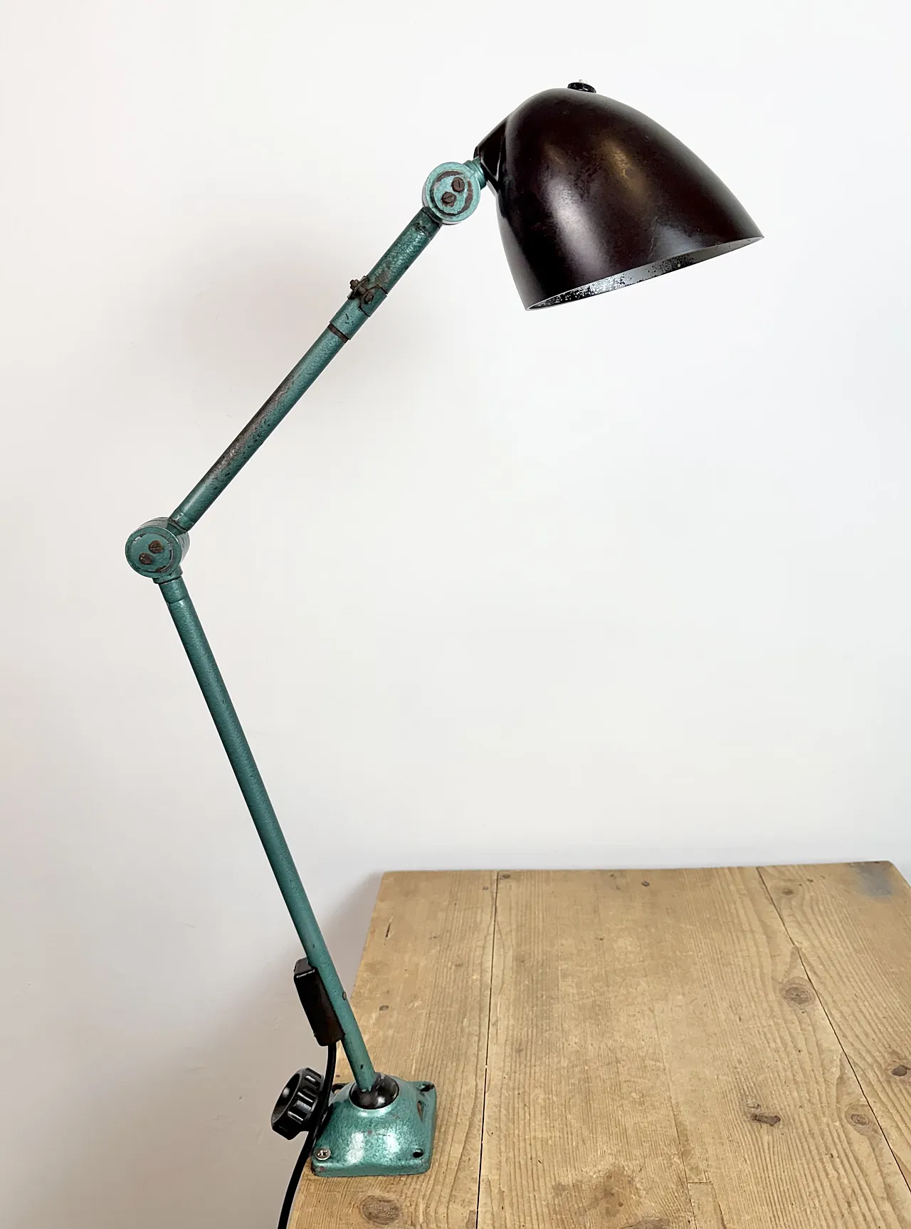 Large Green Industrial Workshop Table Lamp, 1960s 11