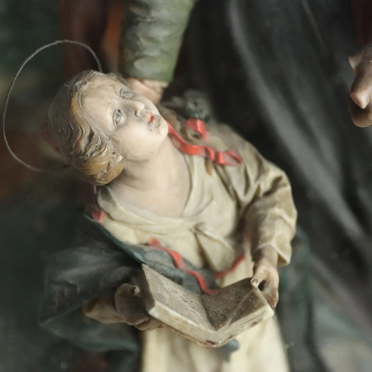 Case with wax sculpture of Saint Anne and the Virgin Mary,19th century 5