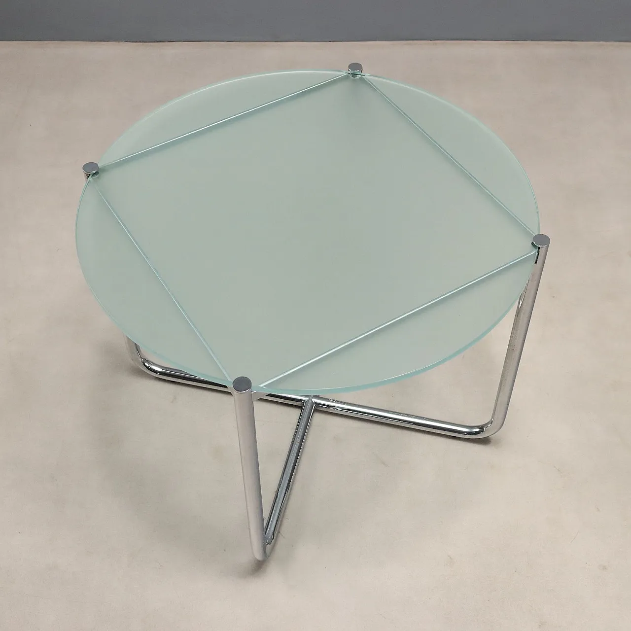 E01M coffee table by Mies van der Rohe, 20th century 7