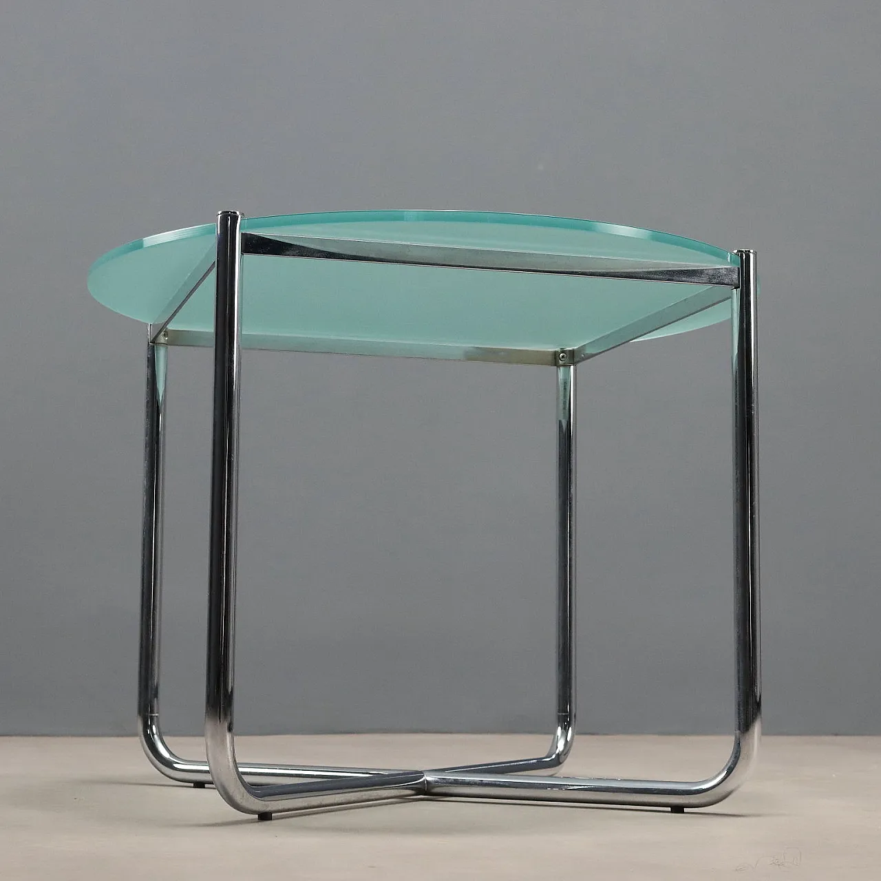 E01M coffee table by Mies van der Rohe, 20th century 8