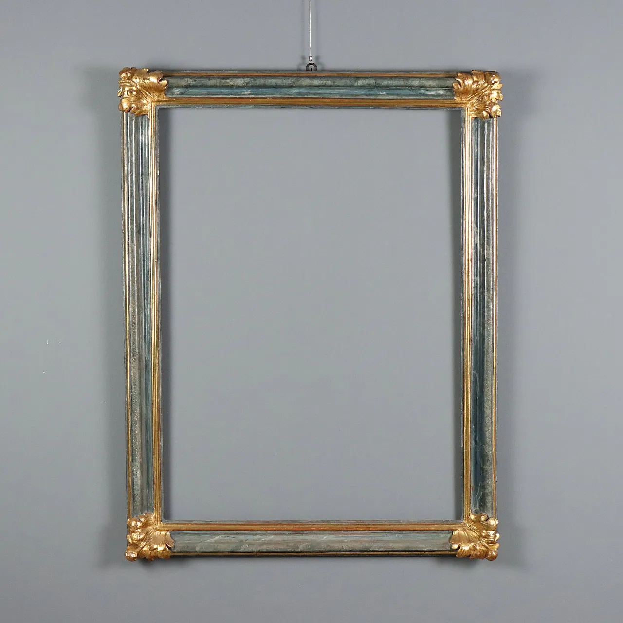 Baroque painted and gilded frame, 18th century 1