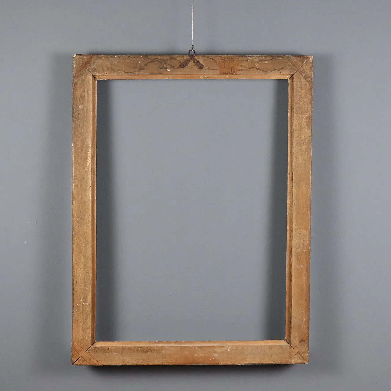 Baroque painted and gilded frame, 18th century 8