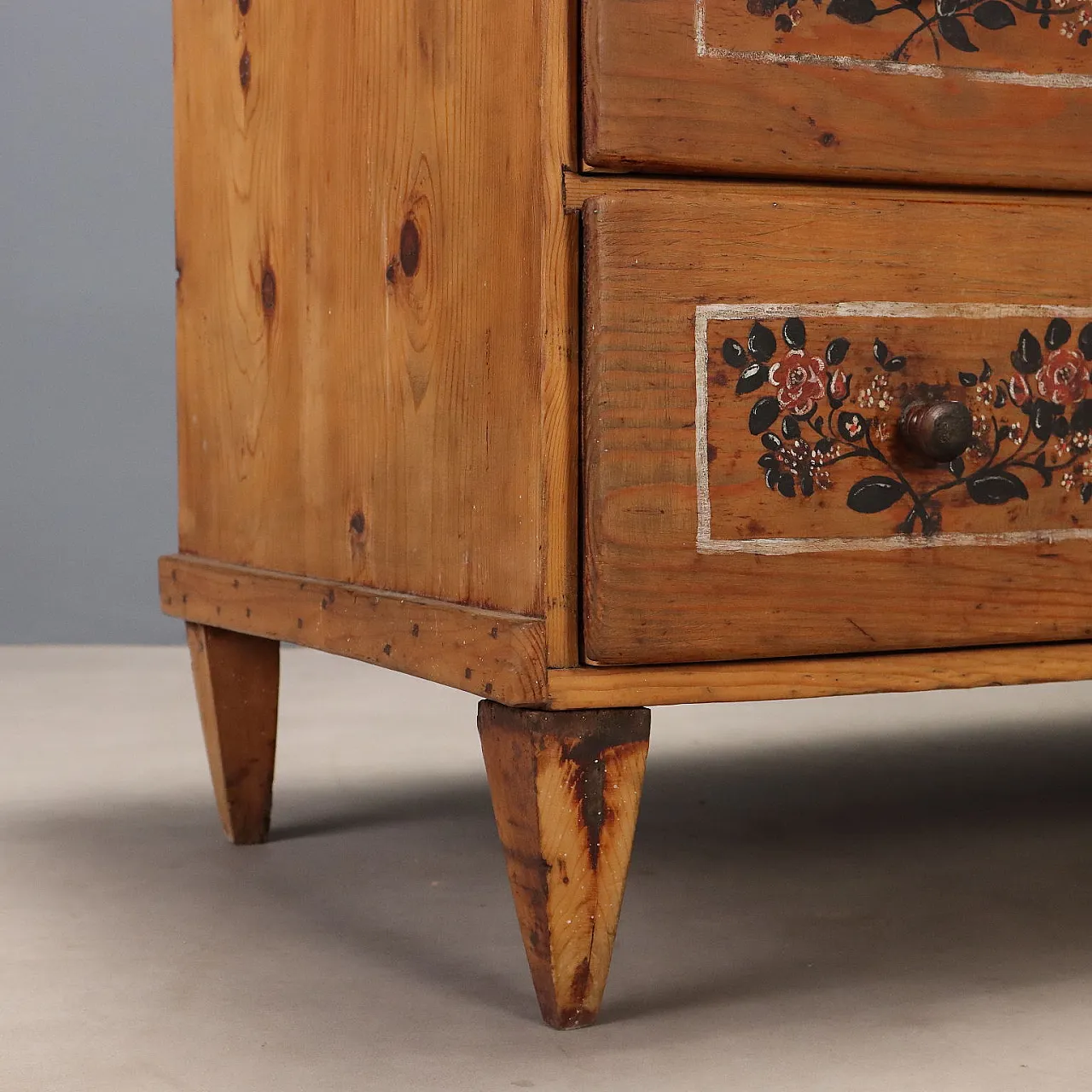 Trentino chest of drawers in fir with four drawer front, 19th century 8