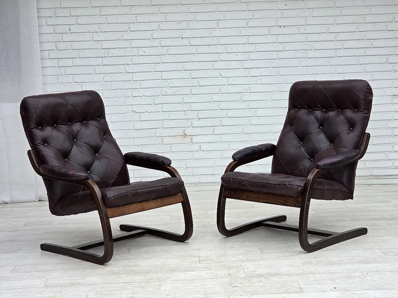 Pair of armchair in brown furniture leather and bent wood, 1970s 1