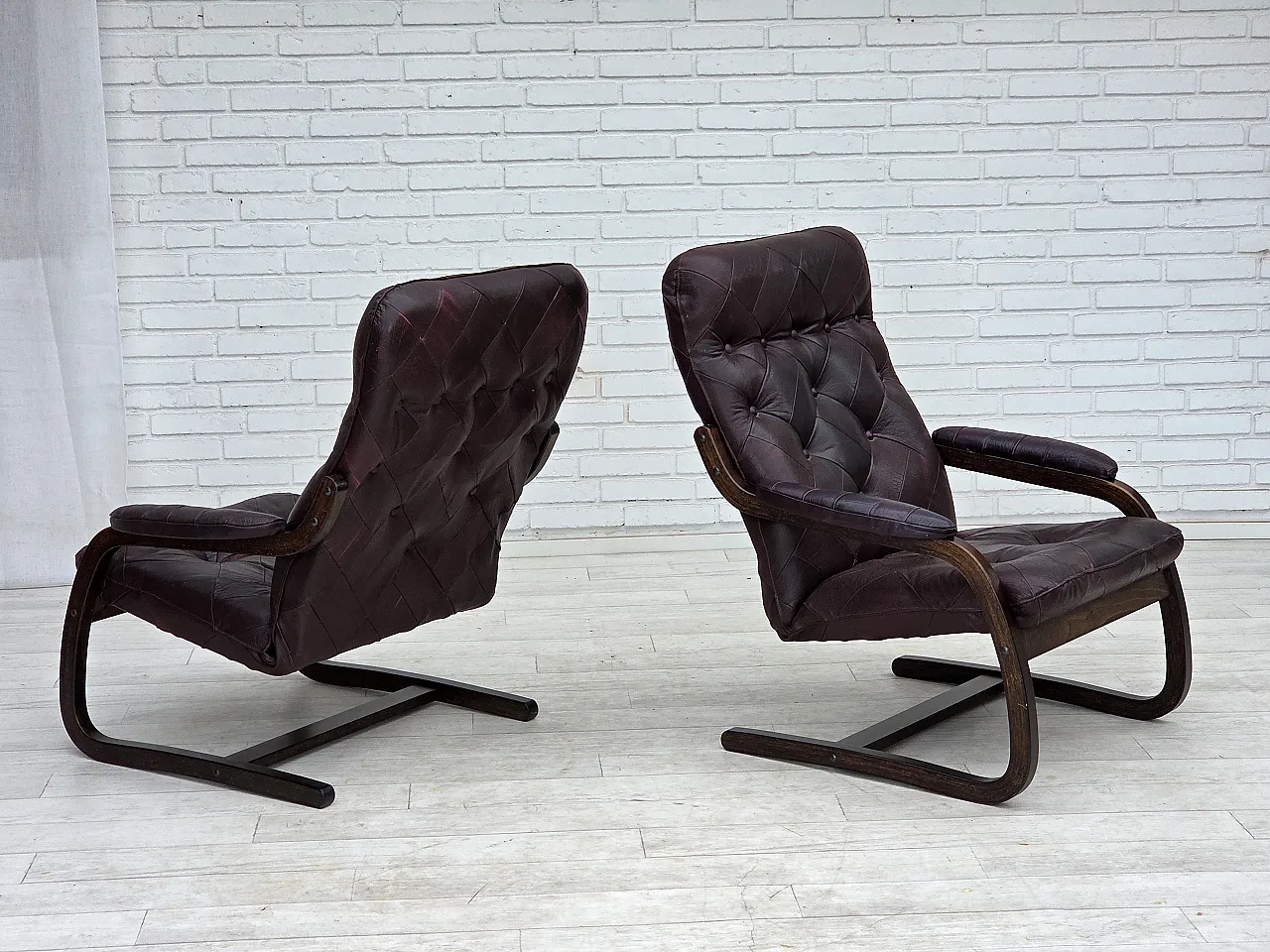 Pair of armchair in brown furniture leather and bent wood, 1970s 2