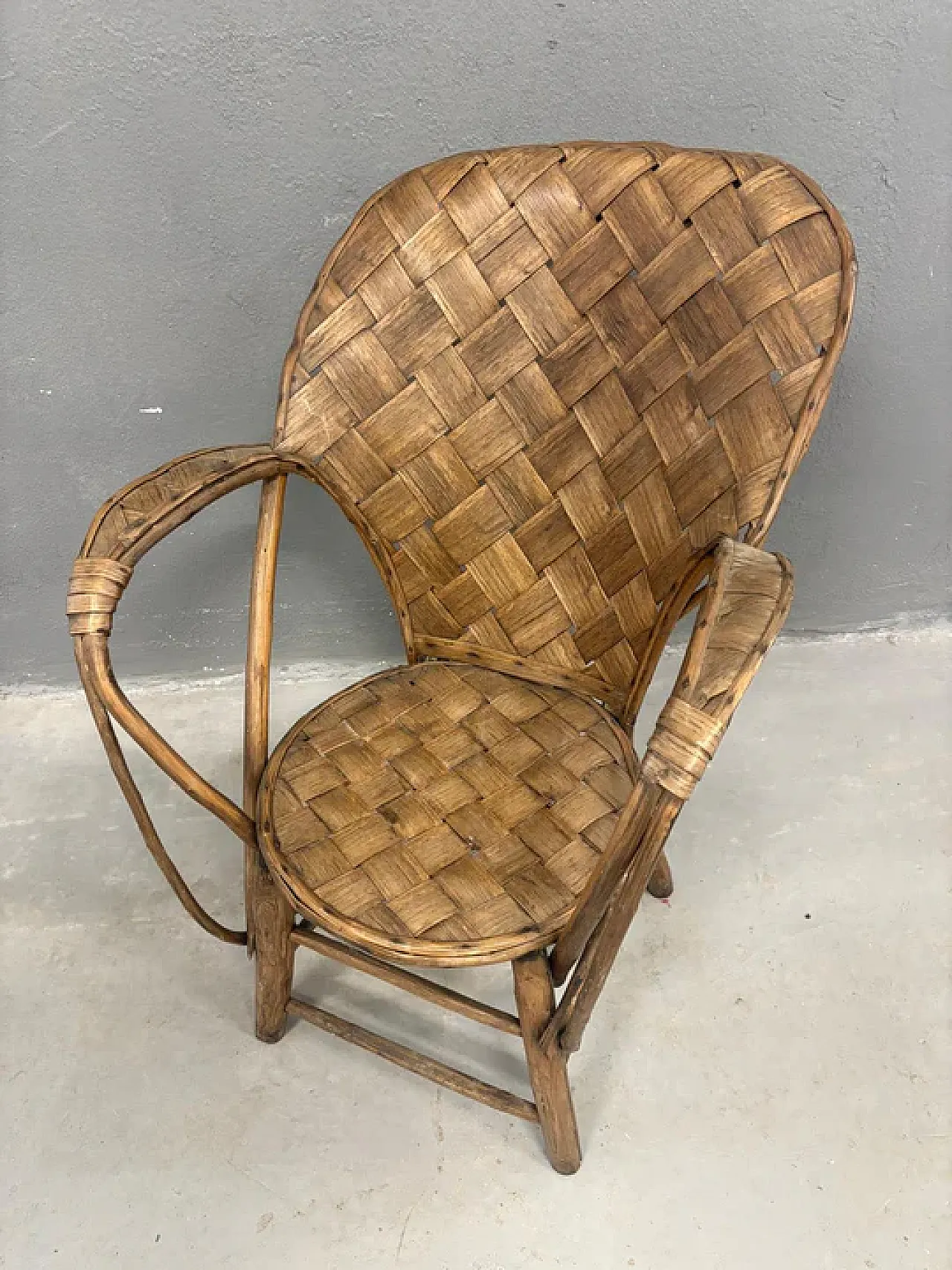 Poltrona in vimini e rattan con schienale alto, anni '60 2