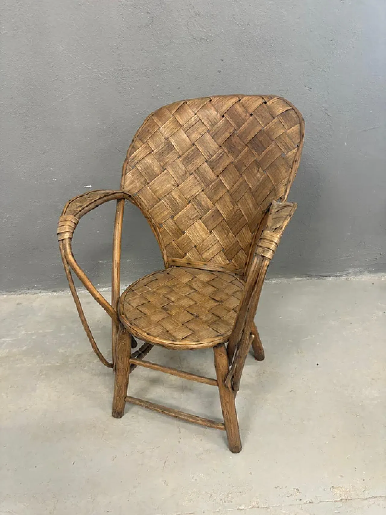 Poltrona in vimini e rattan con schienale alto, anni '60 4