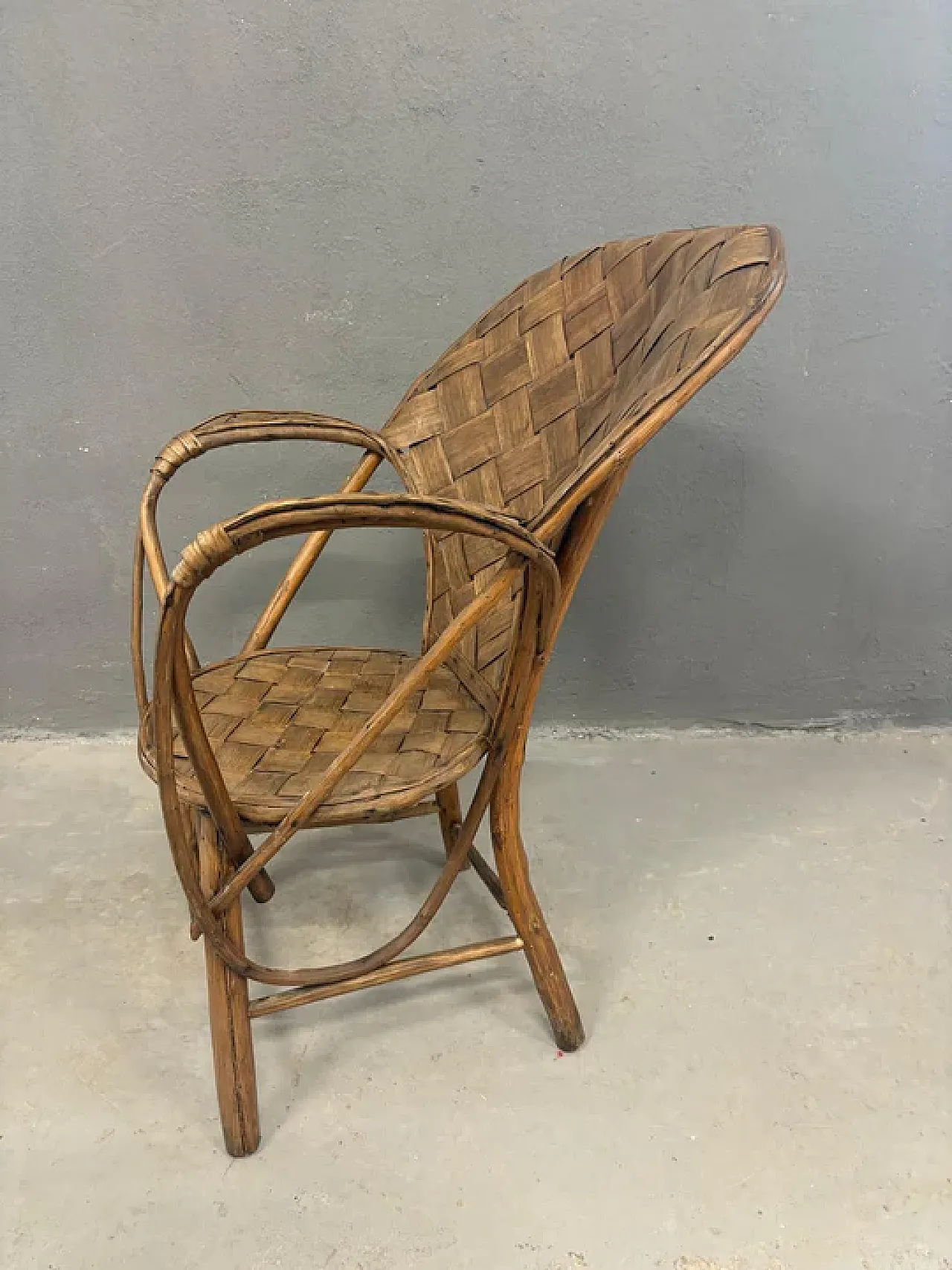 Poltrona in vimini e rattan con schienale alto, anni '60 6