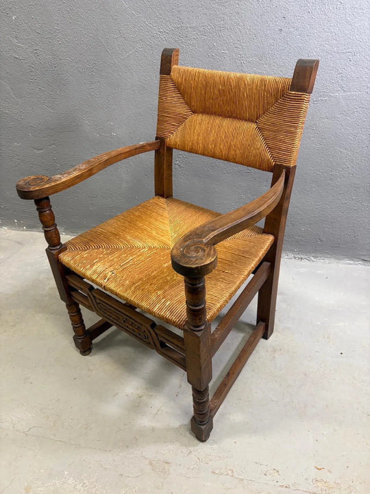 Poltrona rustica in legno intrecciato con giunco, anni '60 2