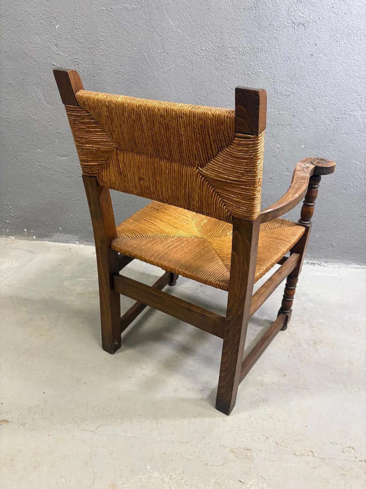 Poltrona rustica in legno intrecciato con giunco, anni '60 6