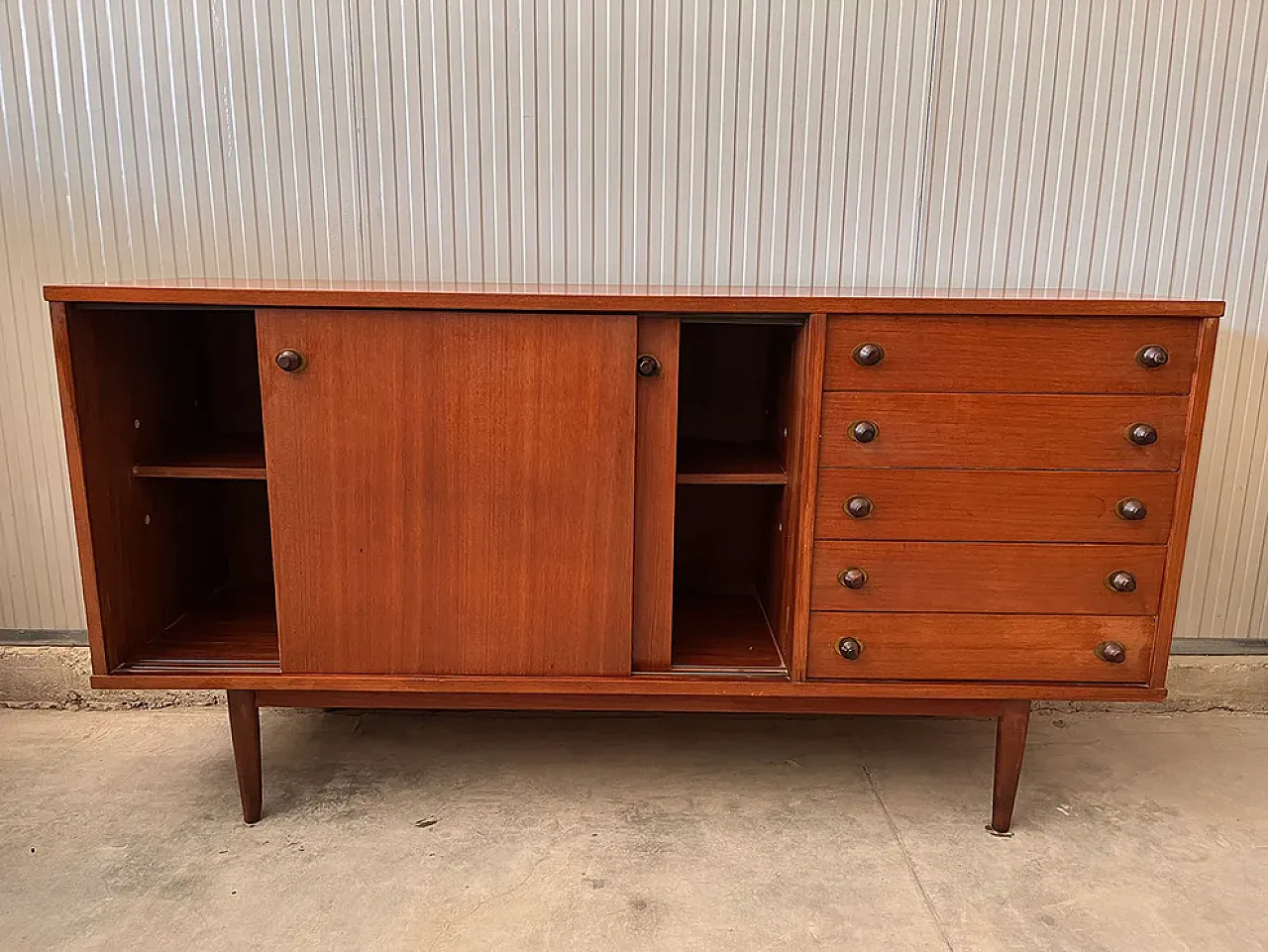 Teak sideboard, with sliding doors and chest of drawers, 1950s 3