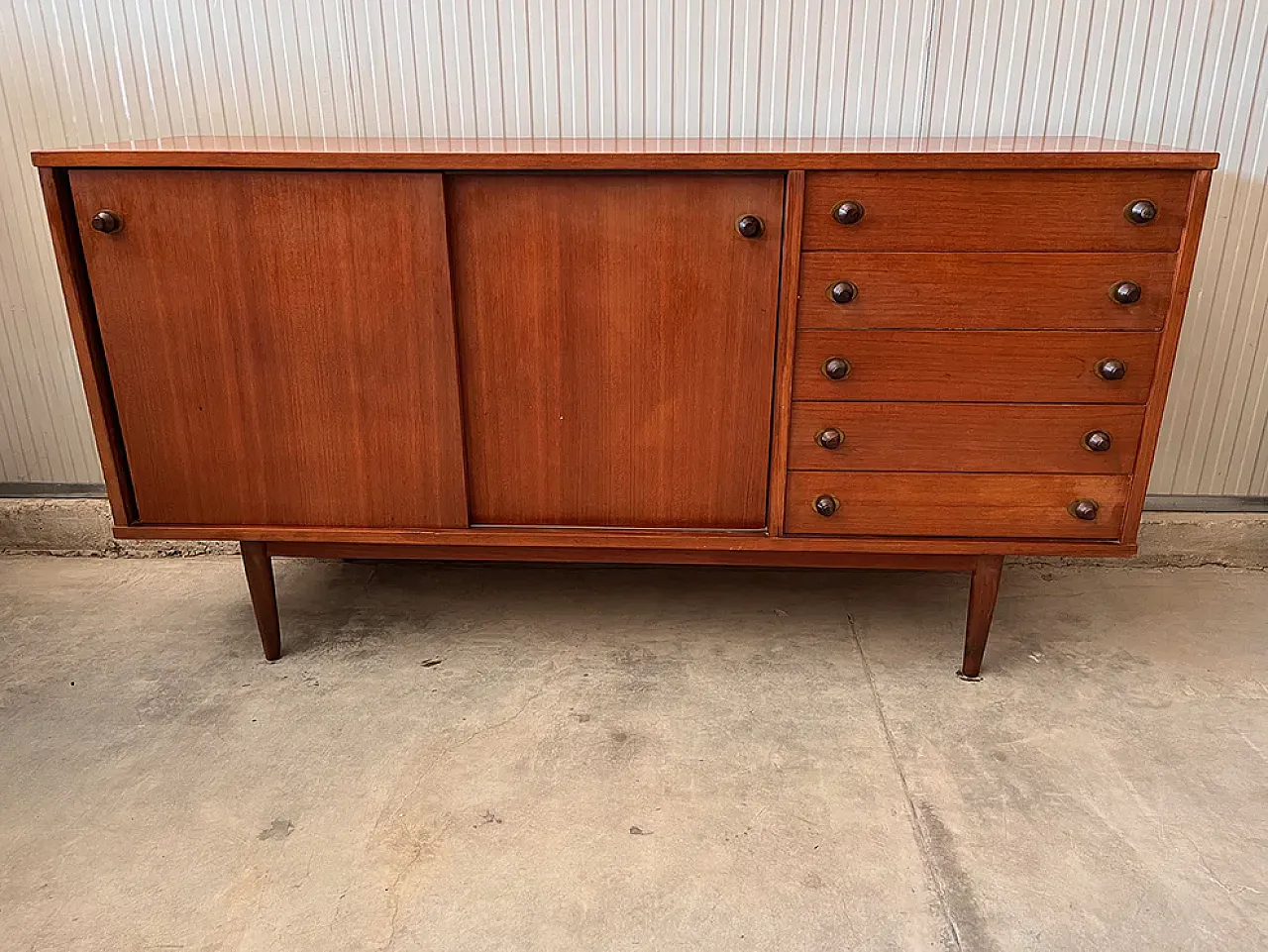 Teak sideboard, with sliding doors and chest of drawers, 1950s 4