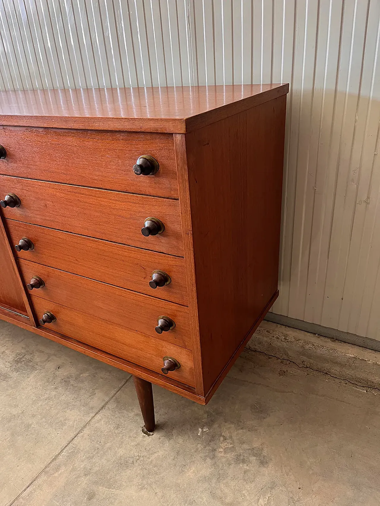 Teak sideboard, with sliding doors and chest of drawers, 1950s 5