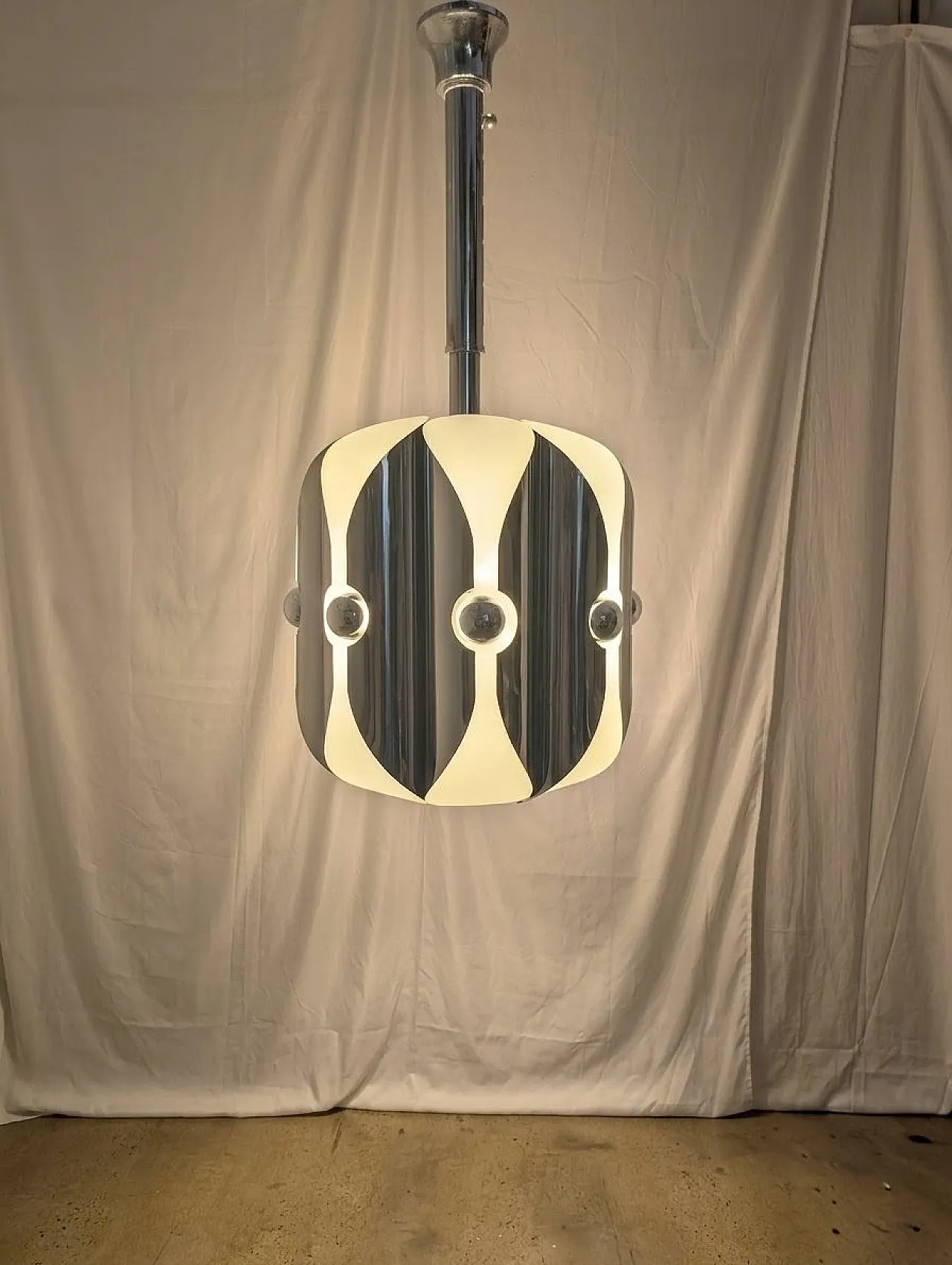 Chromed steel pendant lamp with 8 lights, 1970s 5