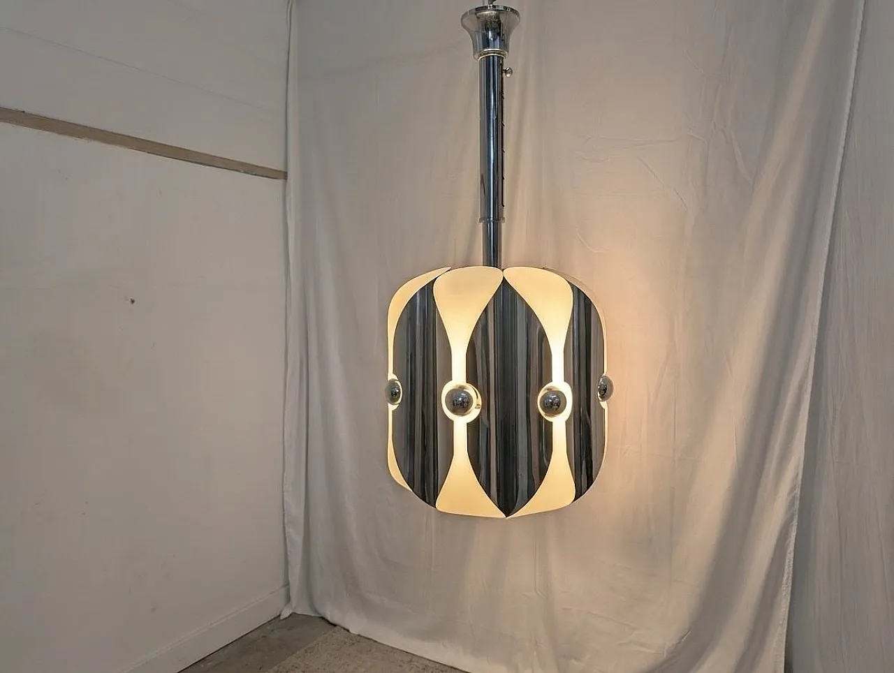 Chromed steel pendant lamp with 8 lights, 1970s 6