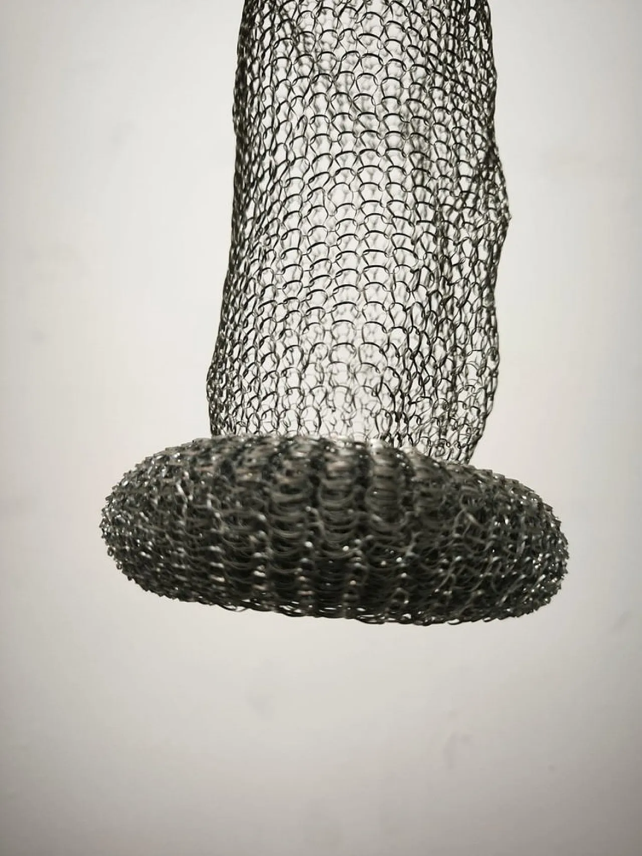 Lampada a sospensione in metallo di Lamp International, anni '90 3