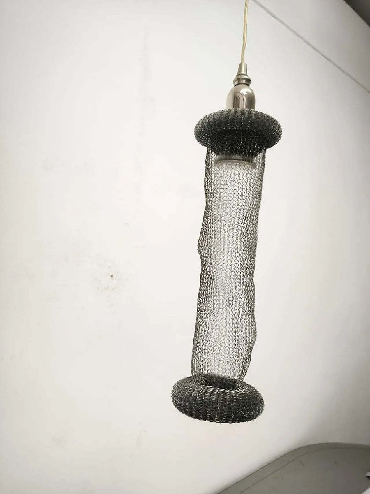 Lampada a sospensione in metallo di Lamp International, anni '90 4