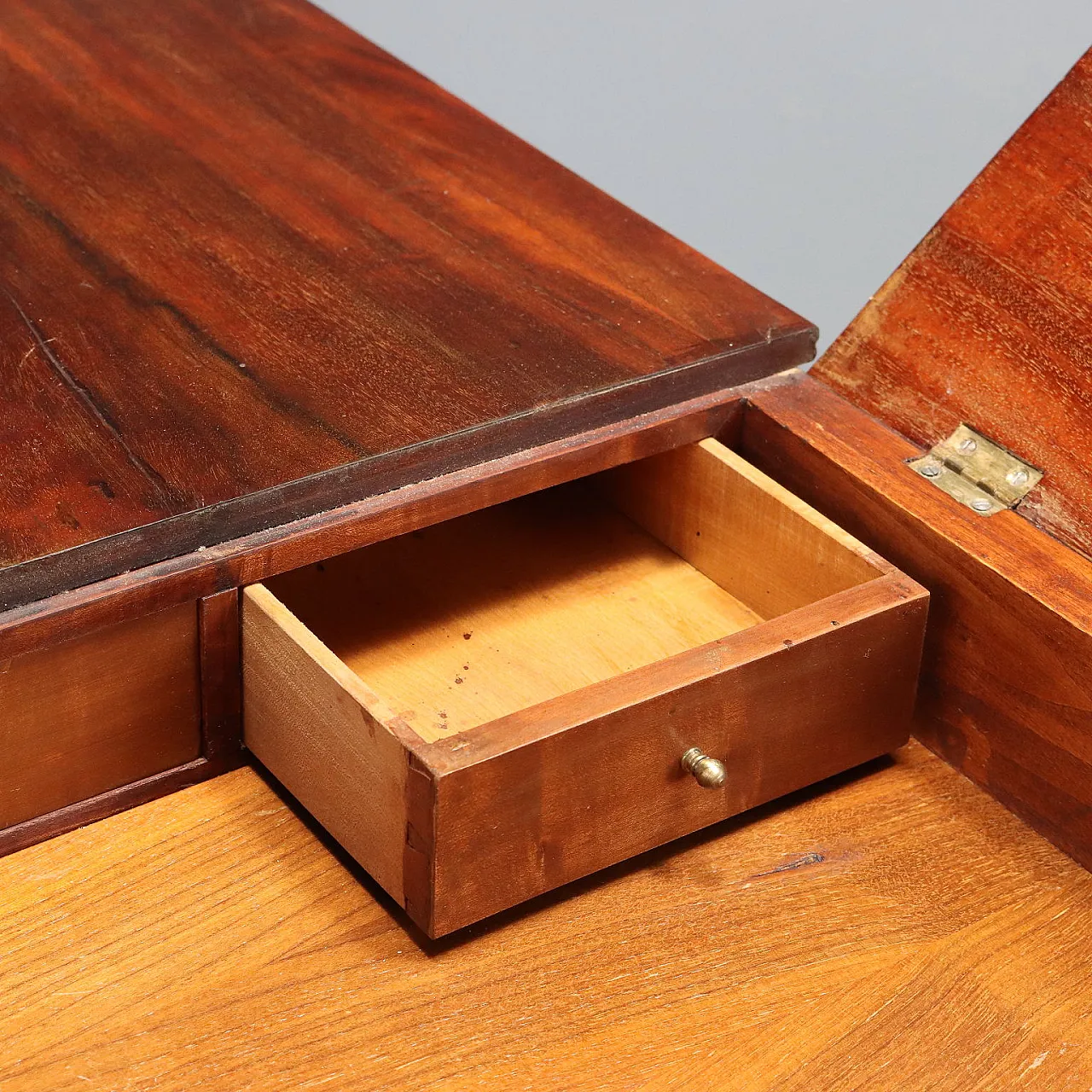 Early Victorian serving table, 19th century 4