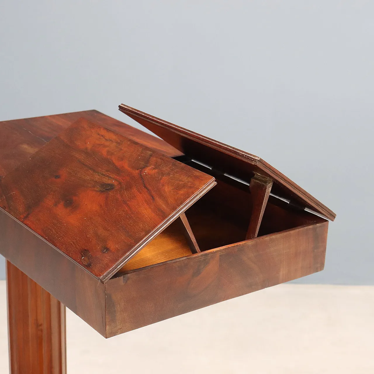 Early Victorian serving table, 19th century 5