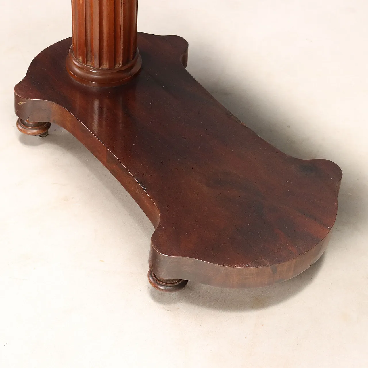 Early Victorian serving table, 19th century 8