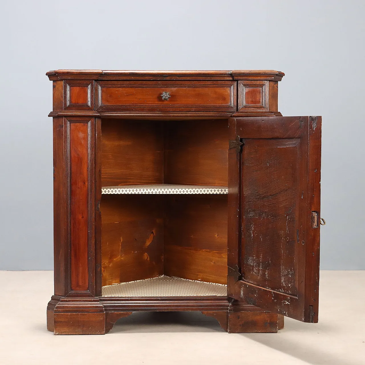 Baroque style corner unit in walnut, 20th century 4