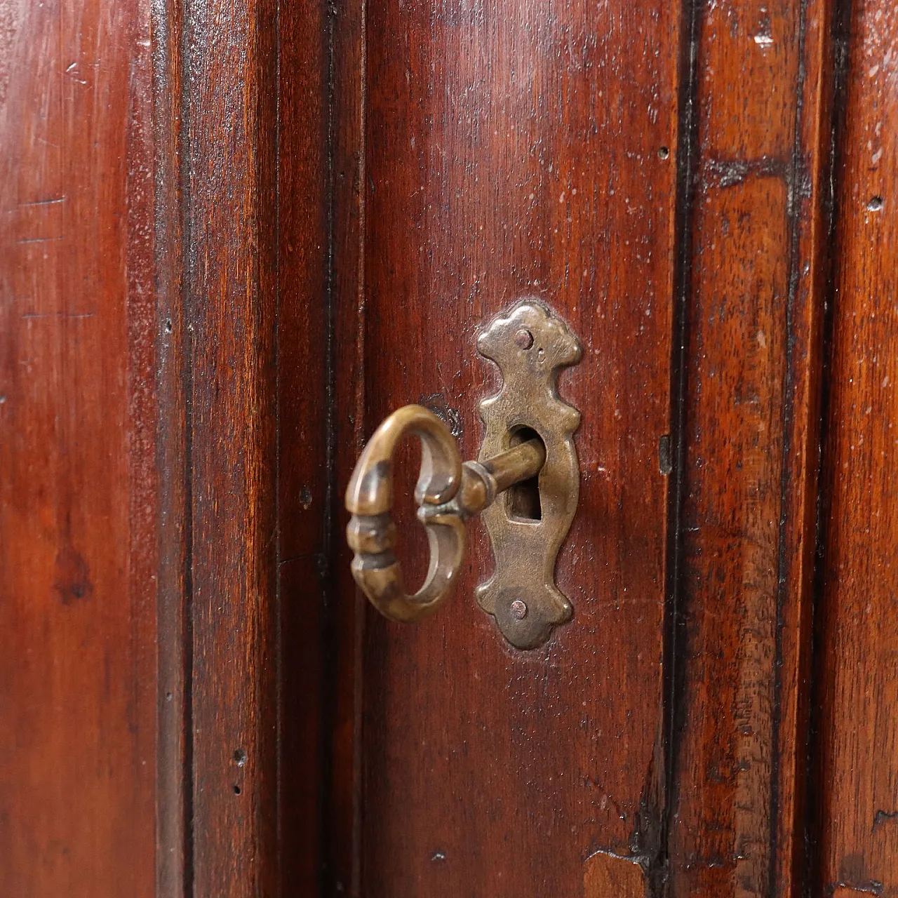 Baroque style corner unit in walnut, 20th century 7