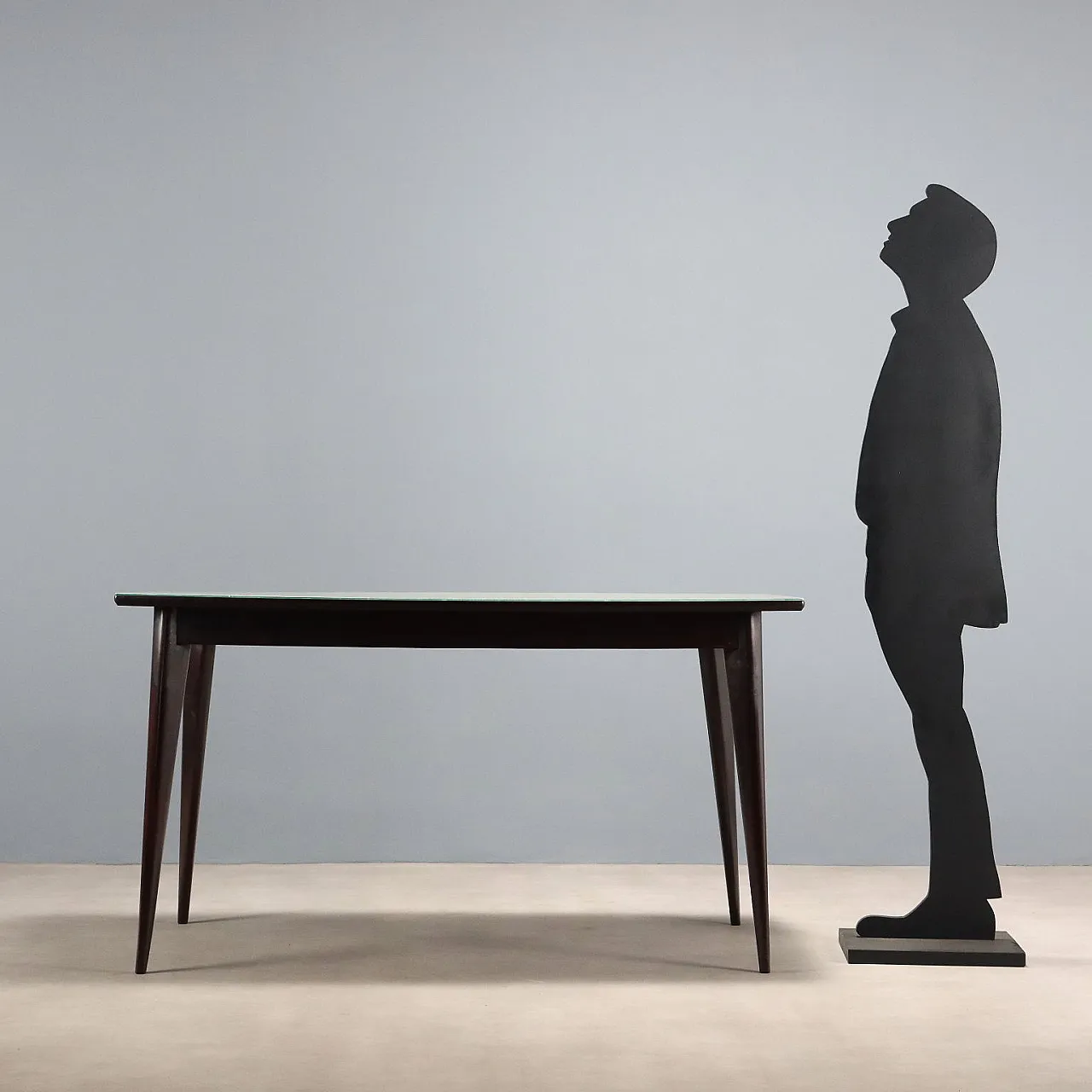 Table in wood and glass, mid-20th century 3