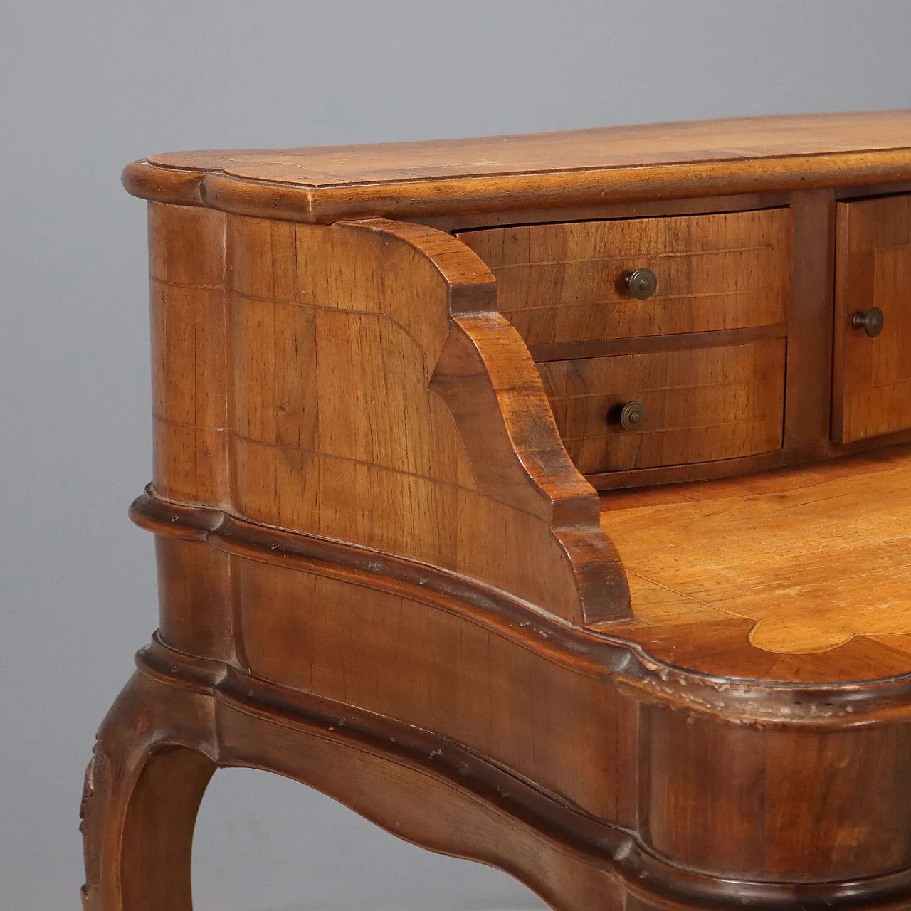 Baroque style writing desk in walnut, 20th century 4