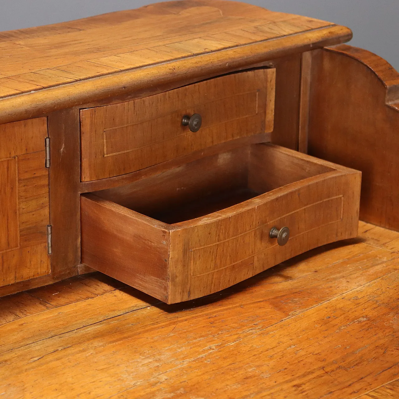 Baroque style writing desk in walnut, 20th century 6