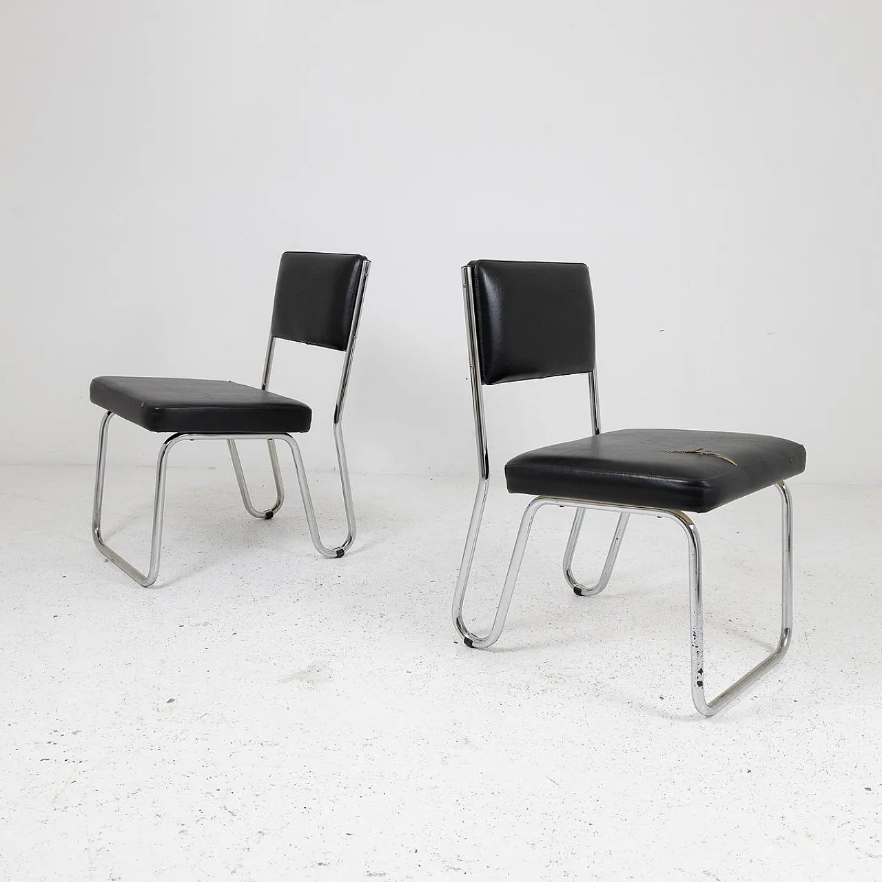 Pair of rationalist armchairs, 1950s 10