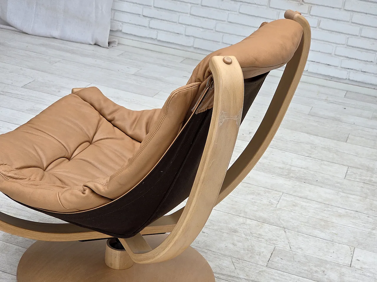 1980s, Scandinavian swivel armchair, furniture leather, bent wood. 17