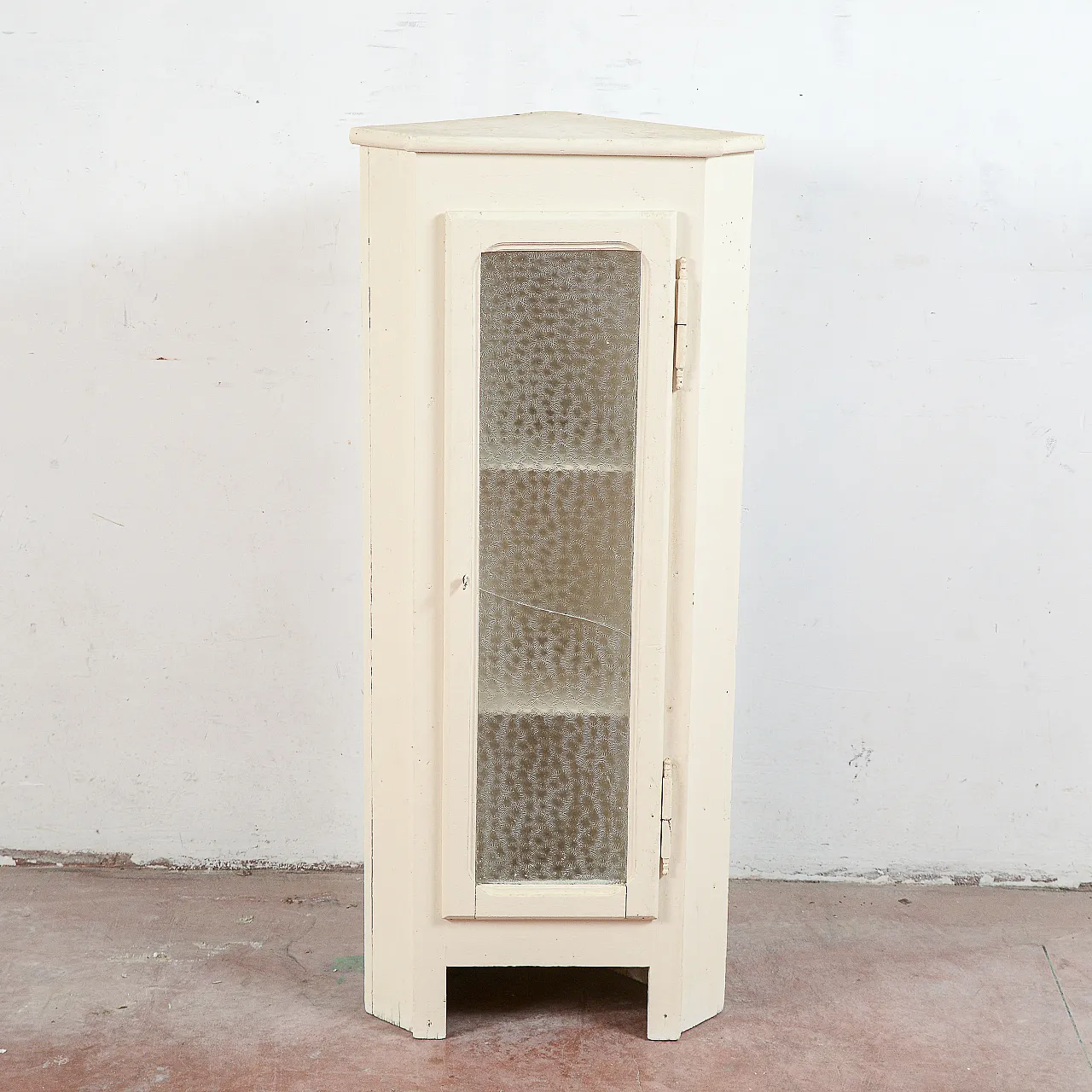 Angoliera vetrina in legno e vetro, '900 1