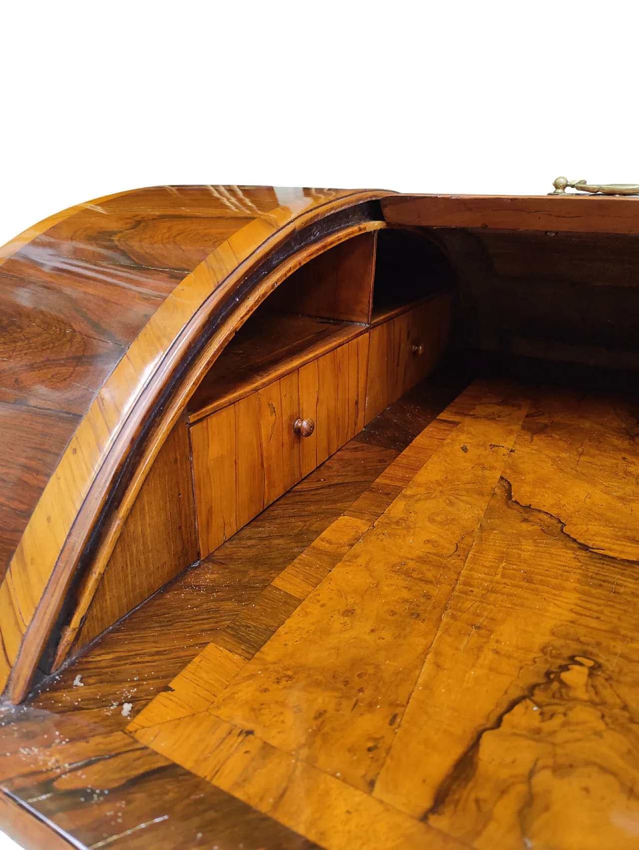 Tuscan desk in olive wood, Louis XV style, Italy. 9