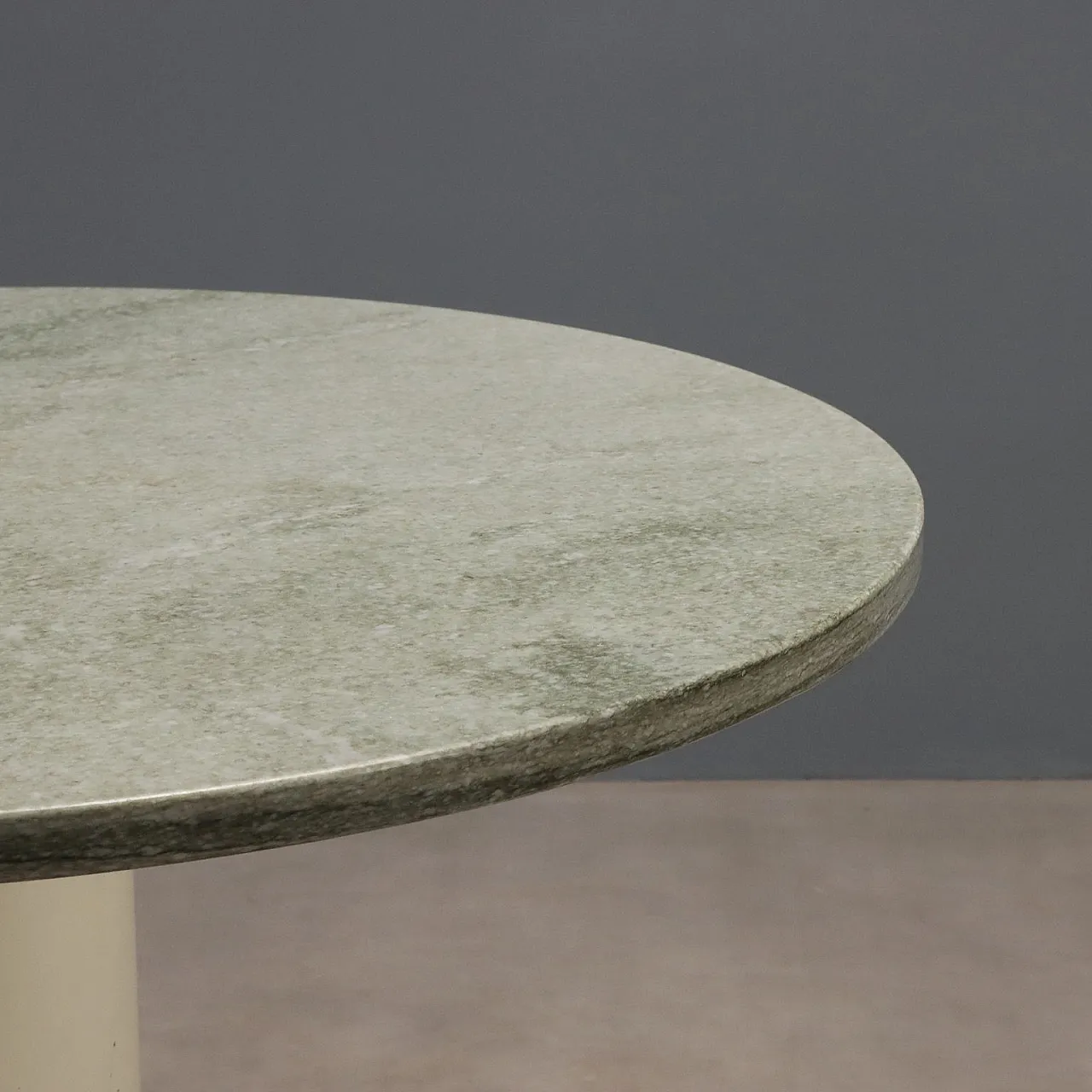 Modern table in marble and metal, late 20th century 5