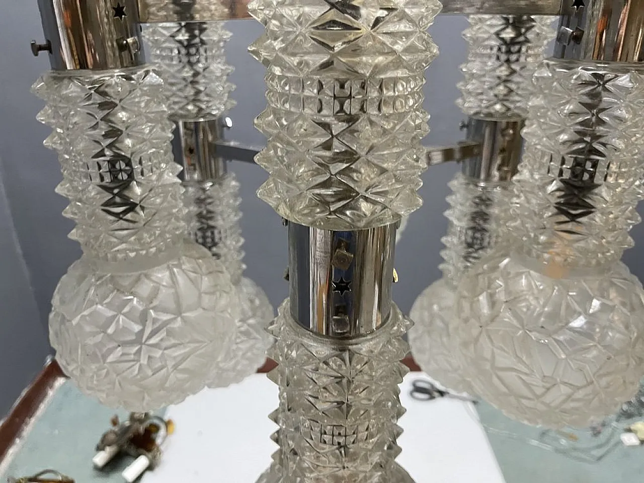 Large Sputnik chandelier in chromed metal and crystal attributed to Mazzega, Italy, 1970s 9