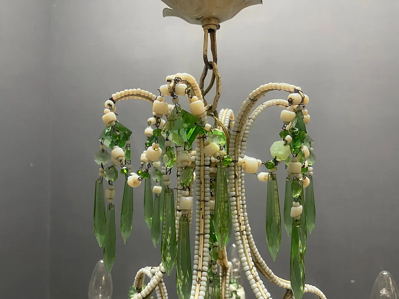 Lampadario in vetro opalino con gocce in cristallo blu e verde, anni '50 9